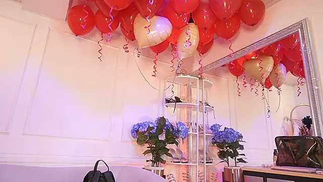 elasummer online show from 02/16/26, 12:23