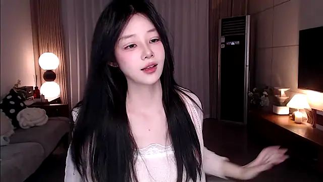 sweateanv  online show from 03/28/26, 10:48