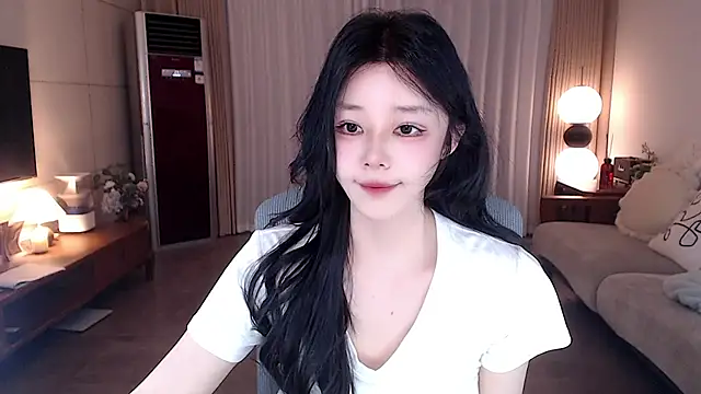 sweateanv  online show from 04/01/26, 11:11