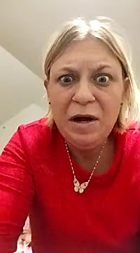 Snapshot of Playmate86 chatting on 12/06/24, 08:37 Playmate86 online show from 12/06/24, 08:37