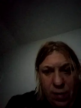 Snapshot of Playmate86 chatting on 02/25/25, 10:15 Playmate86 online show from 02/25/25, 10:15