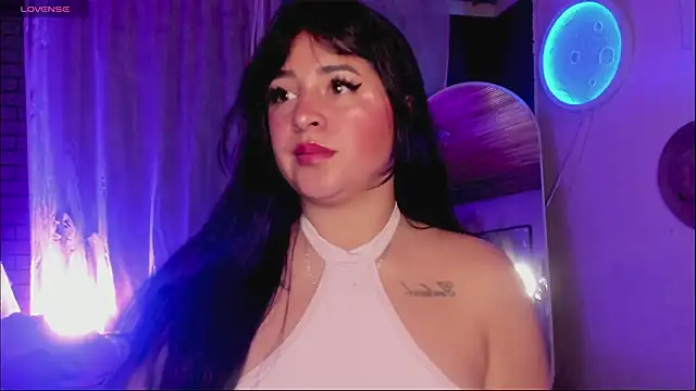 Snapshot of sunshine_maddy chatting on 02/05/25, 11:06 sunshine maddy online show from 02/05/25, 11:06