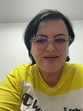 Snapshot of Amandamuller1982 chatting on 02/04/25, 08:59 Amandamuller1982 online show from 02/04/25, 08:59