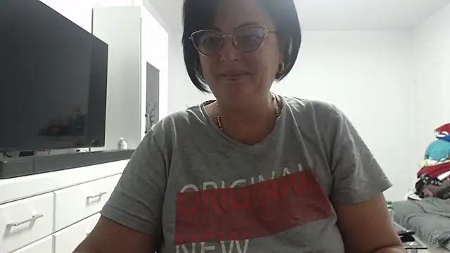 Snapshot of Amandamuller1982 chatting on 09/23/25, 08:34 Amandamuller1982 online show from 09/23/25, 08:34