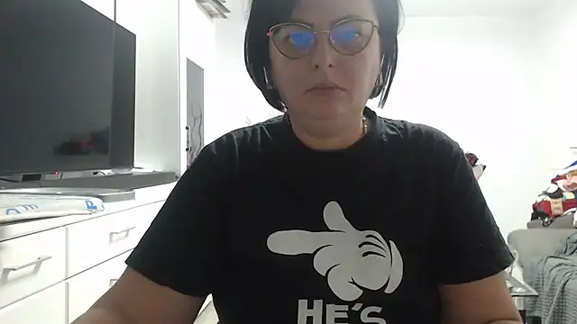 Amandamuller1982 online show from 11/05/25, 08:20