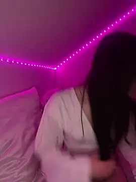 Snapshot of AdelinaAlia chatting on 02/02/26, 11:14 AdelinaAlia online show from 02/02/26, 11:14