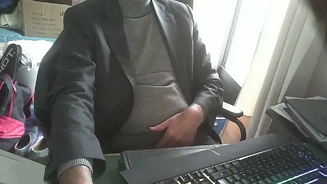 Snapshot of shyfrenchcock1 chatting on 02/05/26, 01:16 shyfrenchcock1 online show from 02/05/26, 01:16