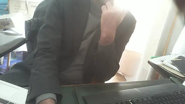 shyfrenchcock1 online show from 03/04/26, 01:28