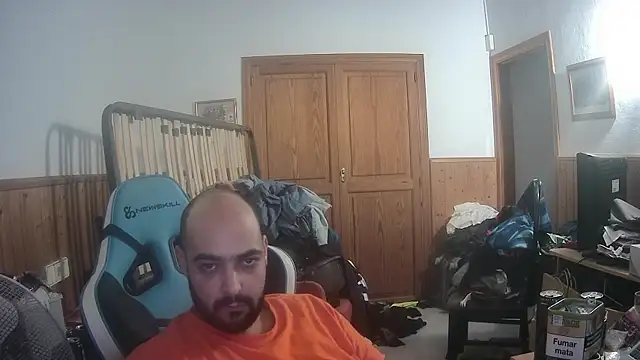 Snapshot of chicomallorca96 chatting on 10/19/25, 02:07 chicomallorca96 online show from 10/19/25, 02:07