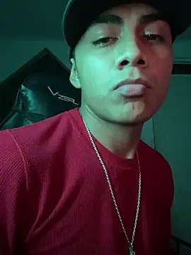 SkinnyHot444 online show from 12/17/24, 01:05