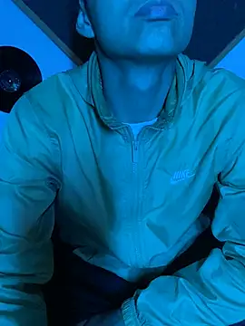 SkinnyHot444 online show from 02/08/25, 04:36