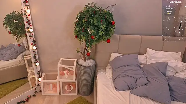 Bella Murrr online show from 02/04/25, 07:07