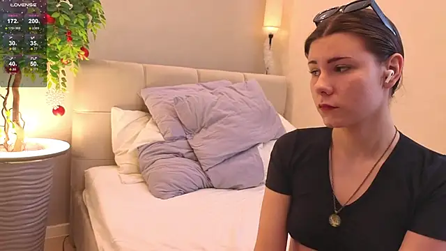 Bella Murrr online show from 03/20/25, 12:32