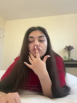 Snapshot of Sweet_Khalifa_ chatting on 12/21/24, 06:52 Sweet Khalifa  online show from 12/21/24, 06:52