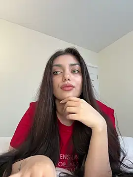 Snapshot of Sweet_Khalifa_ chatting on 02/14/25, 01:29 Sweet Khalifa  online show from 02/14/25, 01:29