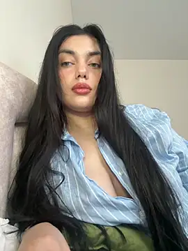 Snapshot of Sweet_Khalifa_ chatting on 09/28/25, 02:00 Sweet Khalifa  online show from 09/28/25, 02:00