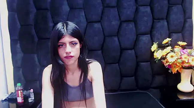 Morgana Smit online show from 12/17/24, 02:33