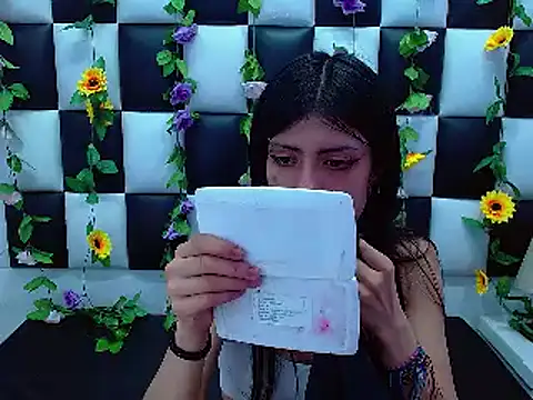 Morgana Smit online show from 02/04/25, 01:38