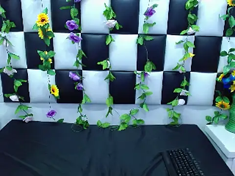 Morgana Smit online show from 02/05/25, 01:22