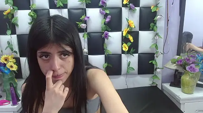 Morgana Smit online show from 03/17/25, 07:26