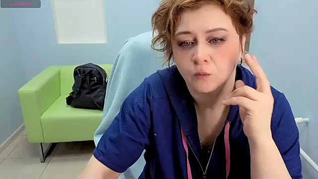 Dolorys online show from 02/22/26, 04:57