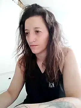 Snapshot of hanamy_joha chatting on 12/07/24, 01:51 hanamy joha online show from 12/07/24, 01:51