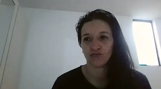 Snapshot of hanamy_joha chatting on 03/04/25, 07:32 hanamy joha online show from 03/04/25, 07:32