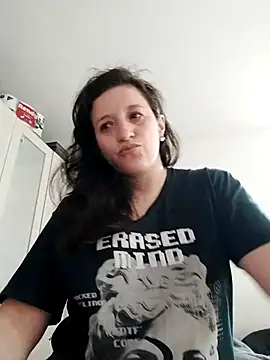 Snapshot of hanamy_joha chatting on 11/04/25, 07:13 hanamy joha online show from 11/04/25, 07:13