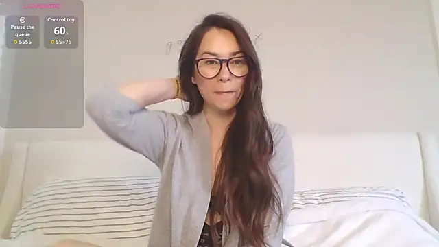 mixedasiangirl online show from 05/08/26, 06:57