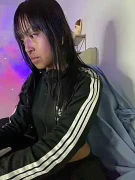 bonnie 18x online show from 02/15/25, 03:42