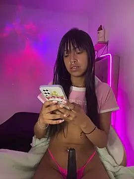 bonnie 18x online show from 03/14/25, 04:21