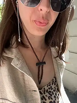 M1lfa online show from 12/10/24, 03:33