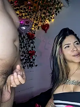 Snapshot of ethanandbrianna chatting on 02/02/25, 05:53 ethanandbrianna online show from 02/02/25, 05:53