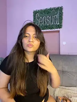 PoliBenett  online show from 12/30/24, 04:51