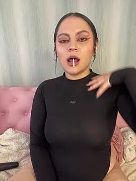 PoliBenett  online show from 03/06/25, 04:49