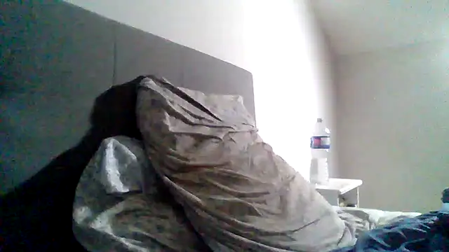 Snapshot of parkerxmuscle chatting on 12/30/24, 04:42 parkerxmuscle online show from 12/30/24, 04:42