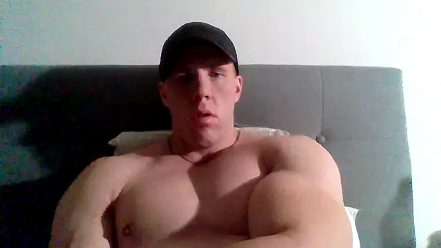Snapshot of parkerxmuscle chatting on 01/07/25, 12:41 parkerxmuscle online show from 01/07/25, 12:41