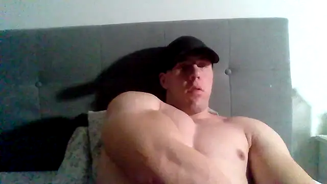 Snapshot of parkerxmuscle chatting on 01/30/25, 12:16 parkerxmuscle online show from 01/30/25, 12:16