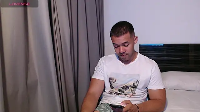 Snapshot of FaustoCock chatting on 03/07/25, 12:58 FaustoCock online show from 03/07/25, 12:58