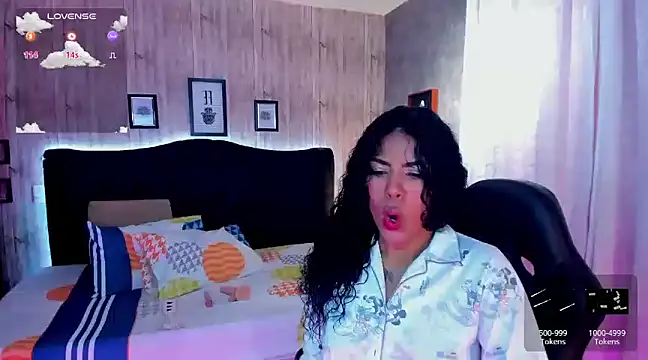 Snapshot of Edelaine_rogers chatting on 01/13/25, 07:21 Edelaine rogers online show from 01/13/25, 07:21