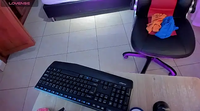 Snapshot of Edelaine_rogers chatting on 02/08/25, 10:07 Edelaine rogers online show from 02/08/25, 10:07