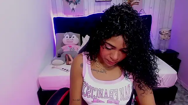 Snapshot of Edelaine_rogers chatting on 09/12/25, 05:07 Edelaine rogers online show from 09/12/25, 05:07