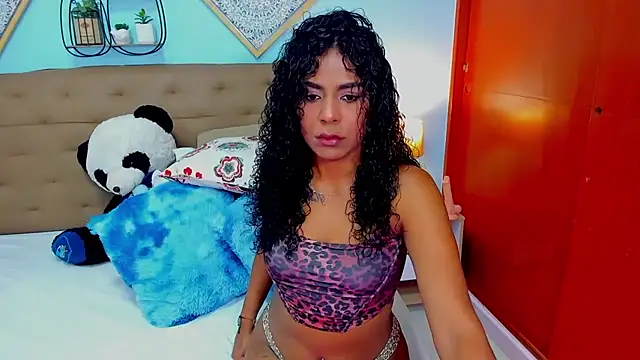 Snapshot of Edelaine_rogers chatting on 02/19/26, 12:28 Edelaine rogers online show from 02/19/26, 12:28