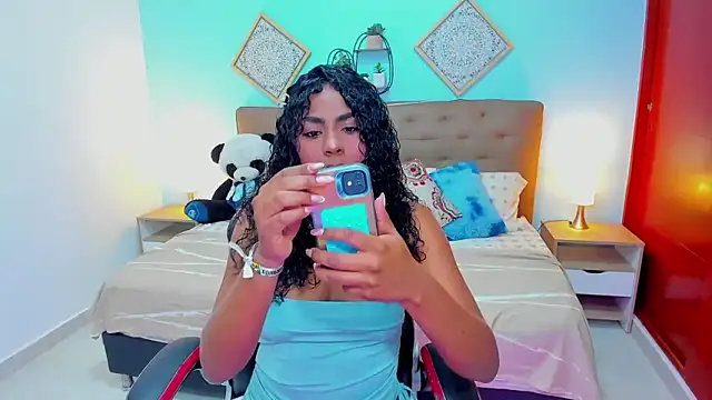 Edelaine rogers online show from 04/14/26, 01:22