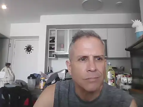 Diegoperrote682661 online show from 01/06/26, 05:49