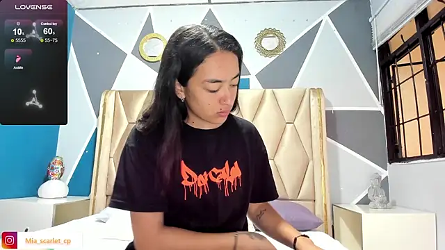 Mia scarlet69 online show from 09/15/25, 12:05