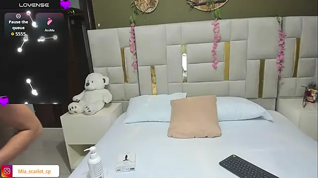 Mia scarlet69 online show from 01/09/26, 12:41