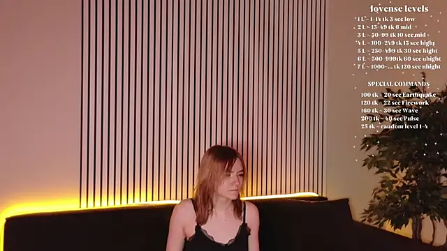 Snapshot of Rita_flame chatting on 02/13/25, 12:13 Rita flame online show from 02/13/25, 12:13