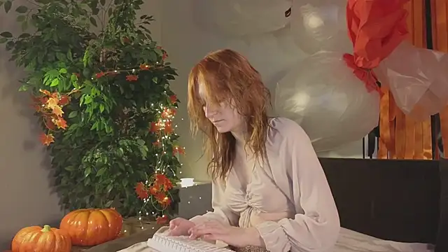 Snapshot of Rita_flame chatting on 11/02/25, 12:29 Rita flame online show from 11/02/25, 12:29