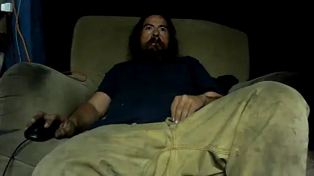 Snapshot of linksjack1010 chatting on 12/14/25, 06:45 linksjack1010 online show from 12/14/25, 06:45